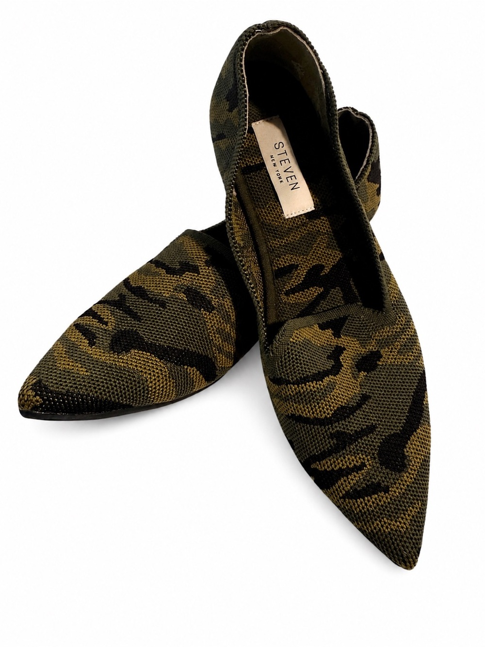 STEVEN by Steve Madden "Rosy" Camouflage Pointed-Toe Knit Flats